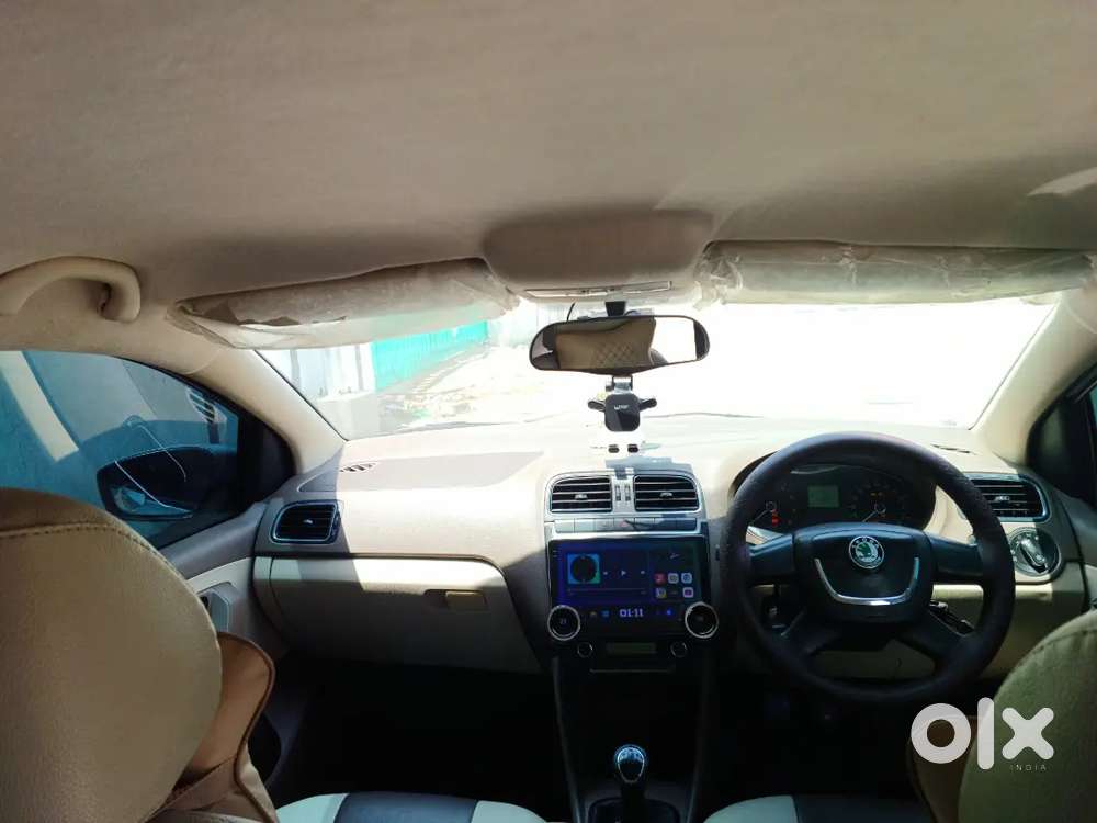 Skoda Rapid Showroom Maintain