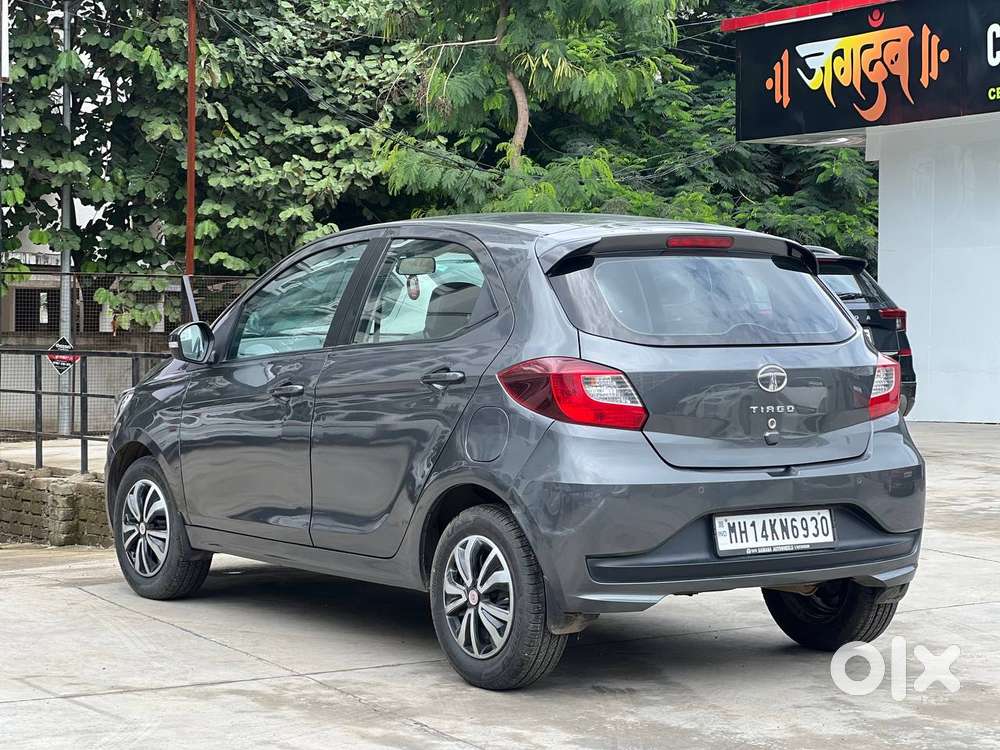 Tata Tiago, 2023, Petrol