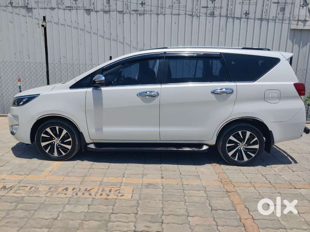 Toyota Innova Crysta 2.4 Z 7 Str, 2024, Diesel