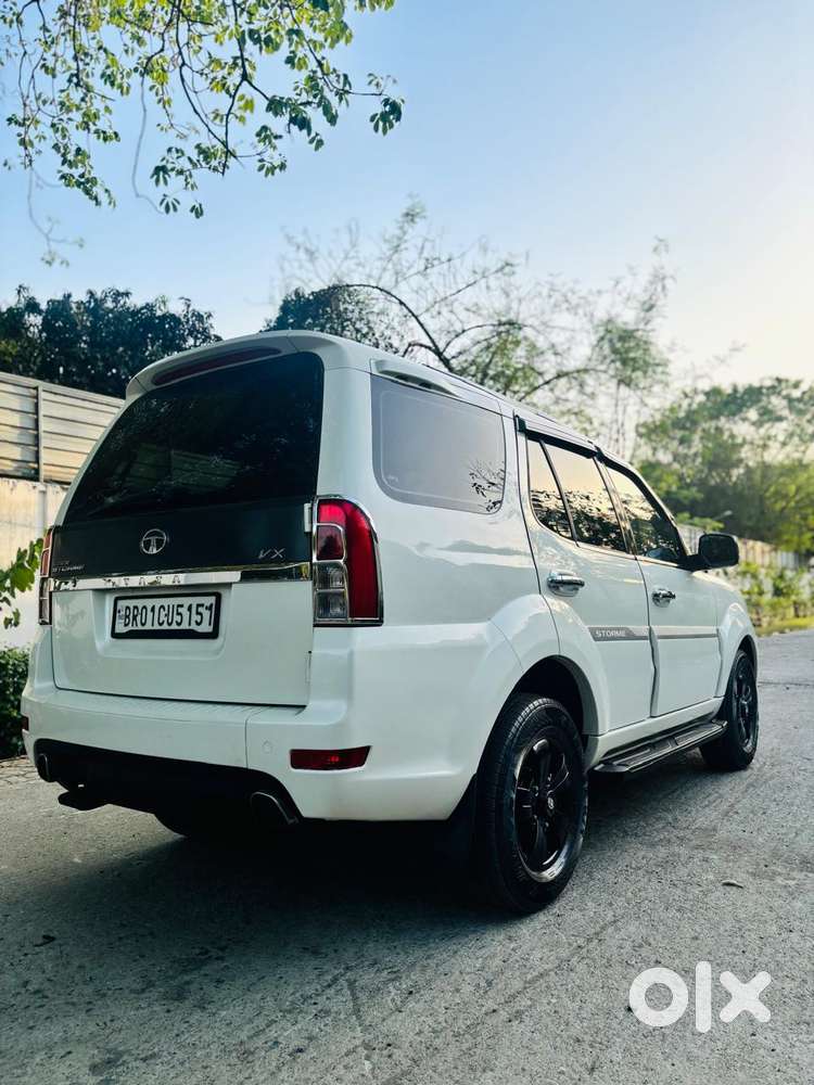 Tata Safari Storme Vx, 2016, Diesel