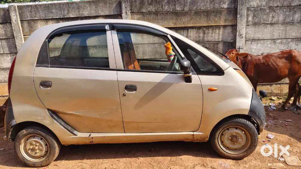Tata Nano Xe 2012 पेट्रोल