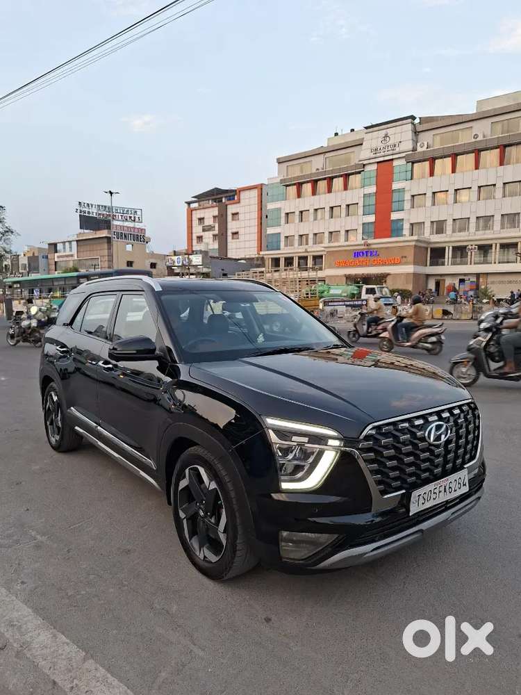 Hyundao Alacazar 1.5 Ltr Mt Signature 6s Bsvi Pantomblack 6 Seater