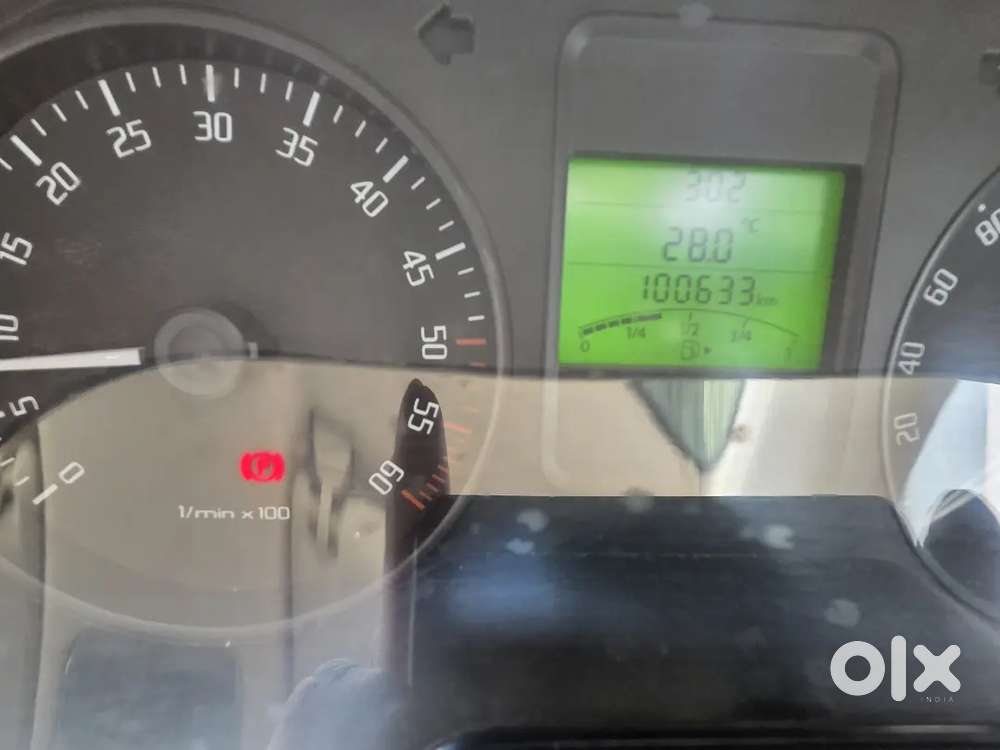Skoda Rapid 1.6 Active 2012