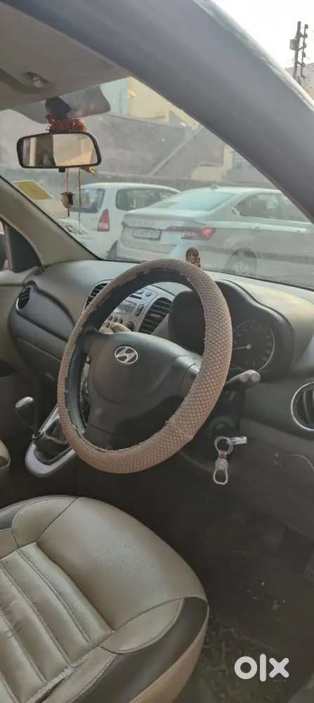 Hyundai I10 Sportz Top Model