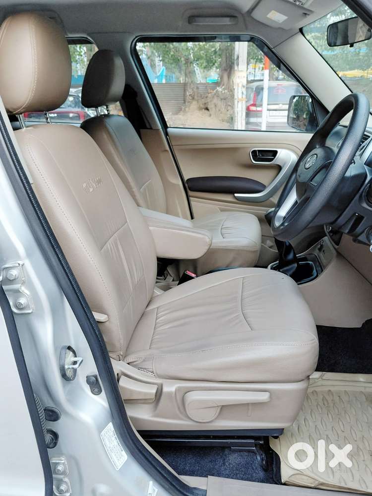 Mahindra Tuv 300 Mhawk100 T8, 2017, Diesel