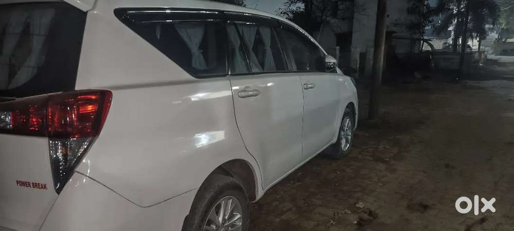 Toyota Innova Crysta 2023