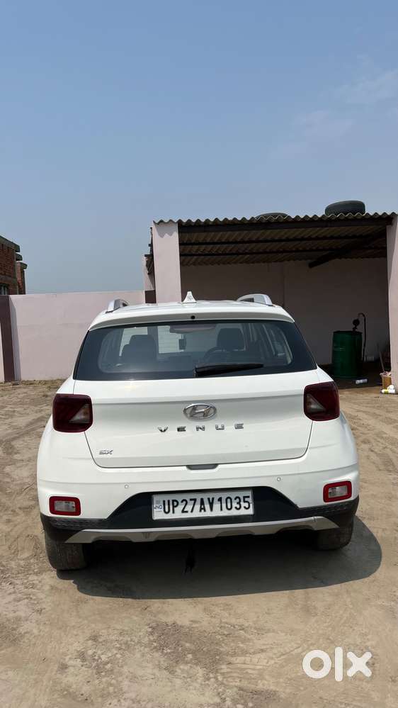 Hyundai Venue 2020 Diesel Well Maintained