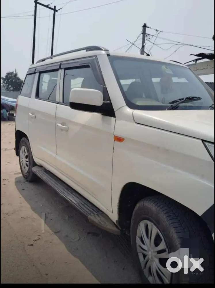Mahindra Tuv 300 2016