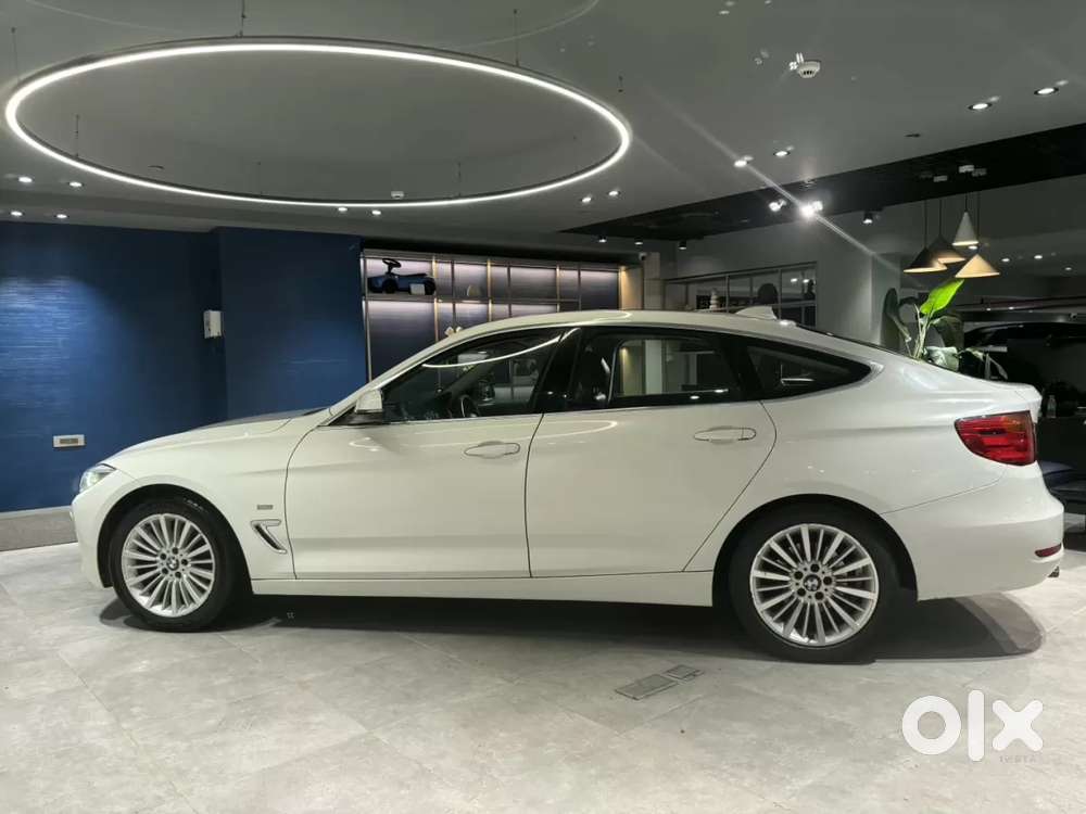 Bmw 3 Series Gt 320d Luxury Line, 2016, Diesel
