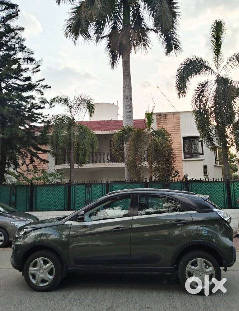 Tata Nexon 1.2 Revotron Xm (s), 2022, Petrol