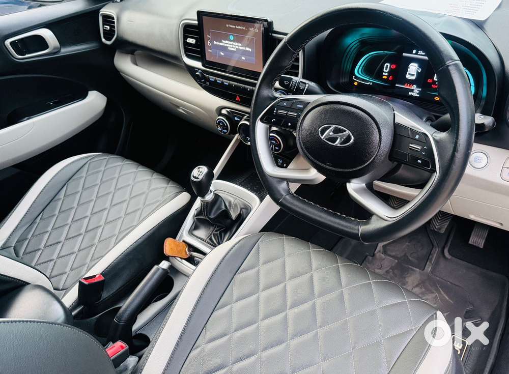 Hyundai Venue Sx (o) Mt 1.5 Diesel, 2024, Petrol