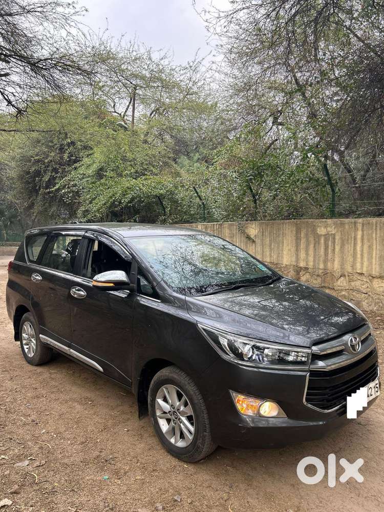 Toyota Innova Crysta