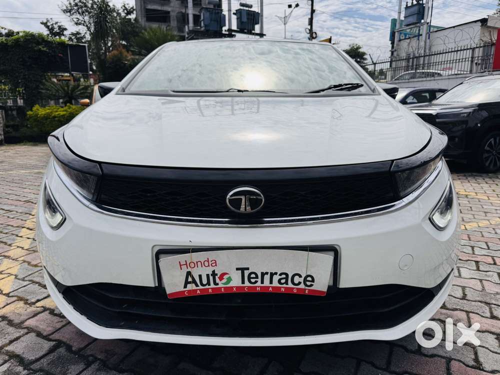 Tata Altroz 1.2 Xm Plus, 2025, Petrol
