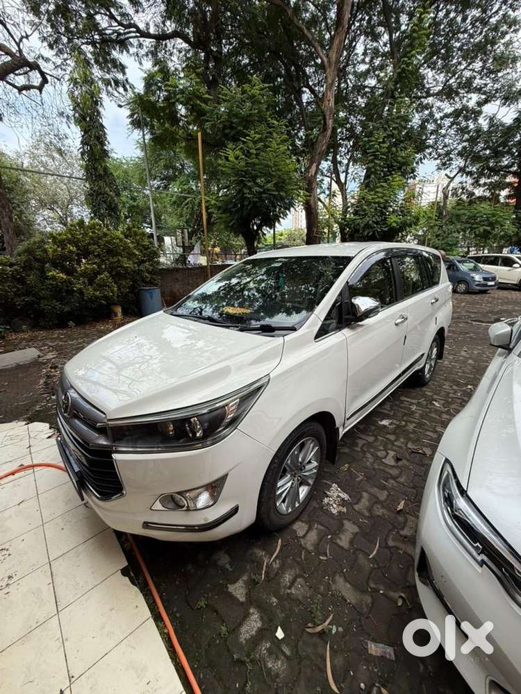 Toyota Innova Crysta 2019 Diesel 140000 Km Driven