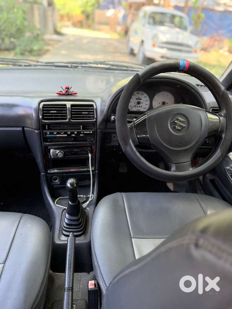Maruti Suzuki Esteem Petrol 2003