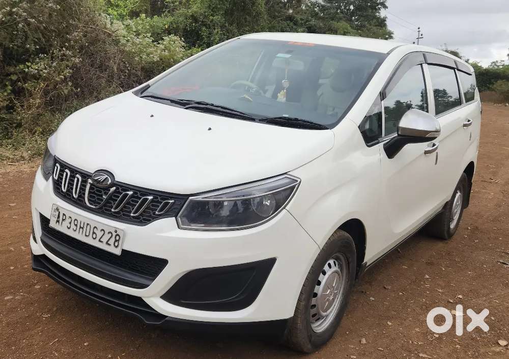 Mahindra Marazzo 2021 Diesel 142000 Km Driven