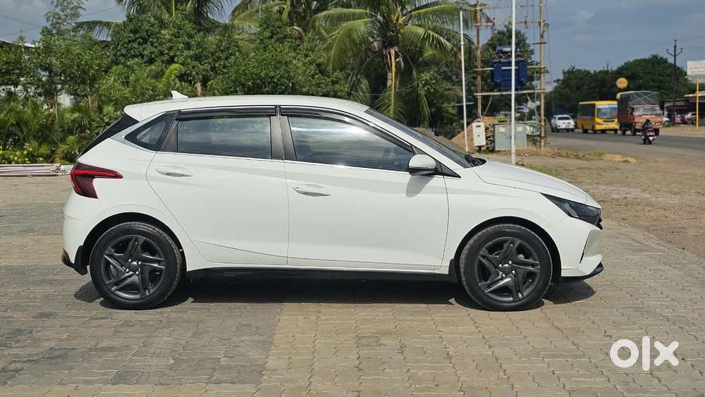 Hyundai New I20 1.5 Sportz Mt Dual Tone, 2021, Diesel
