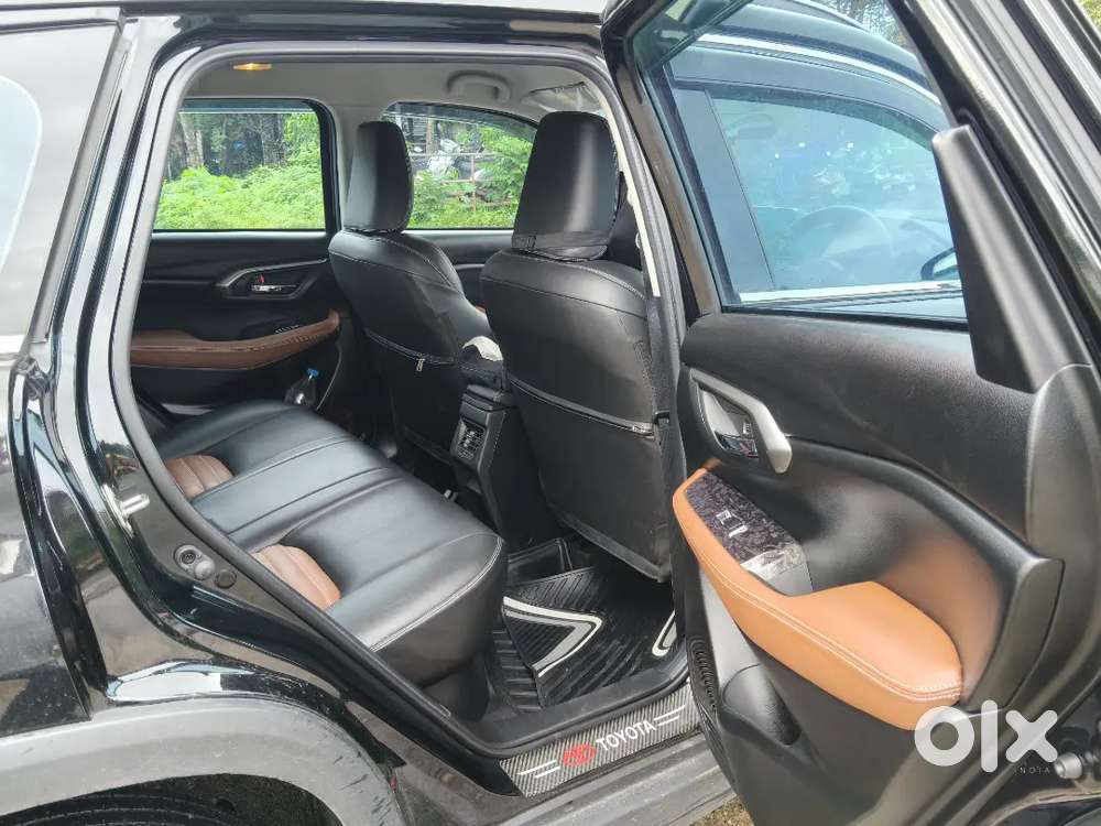 Toyota Urban Cruiser Black