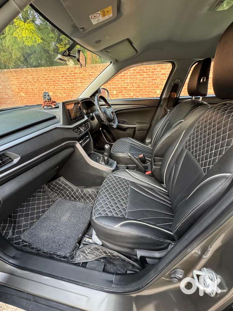 Maruti Suzuki Brezza 1.5 Vxi Smart Hybrid, 2024, Petrol