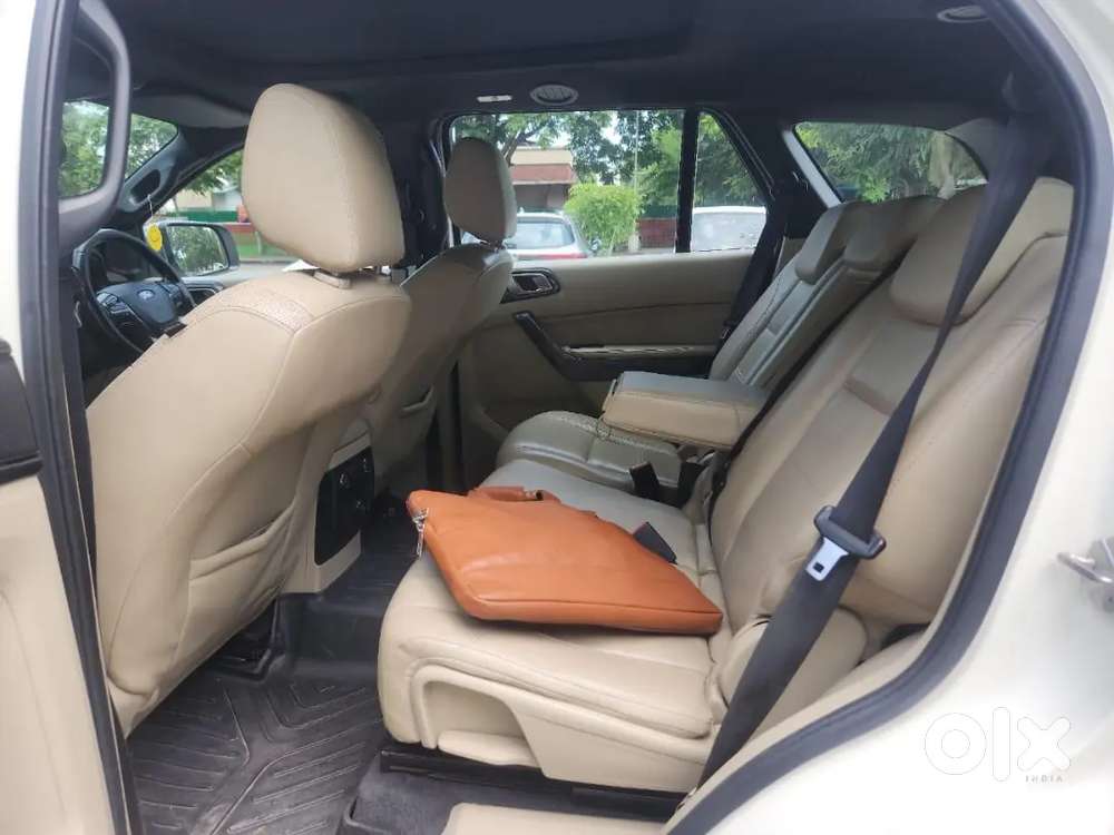 Ford Endeavour Diesel 3.2 Titanium 2016