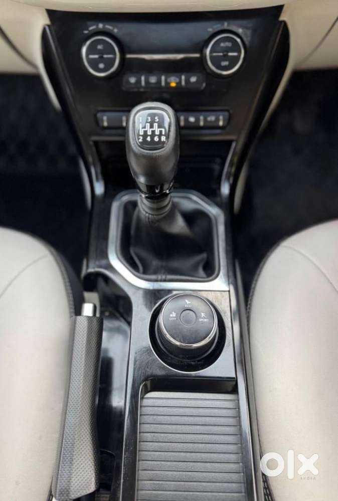 Tata Nexon 1.2 Revotron Xz Plus (s), 2022, Petrol