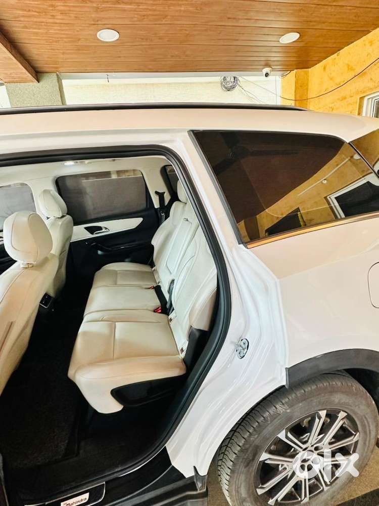 Mahindra Xuv700 2023 Diesel 27000 Km Driven