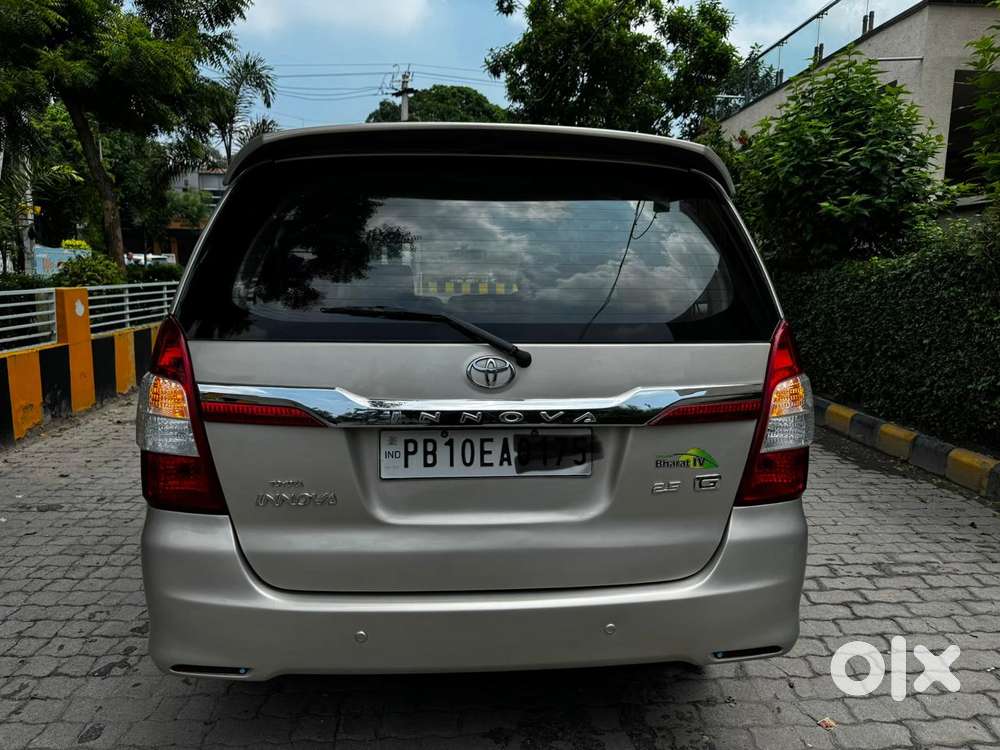 Toyota Innova 2.5 Gx (diesel) 8 Seater Bs Iv, 2012, Diesel