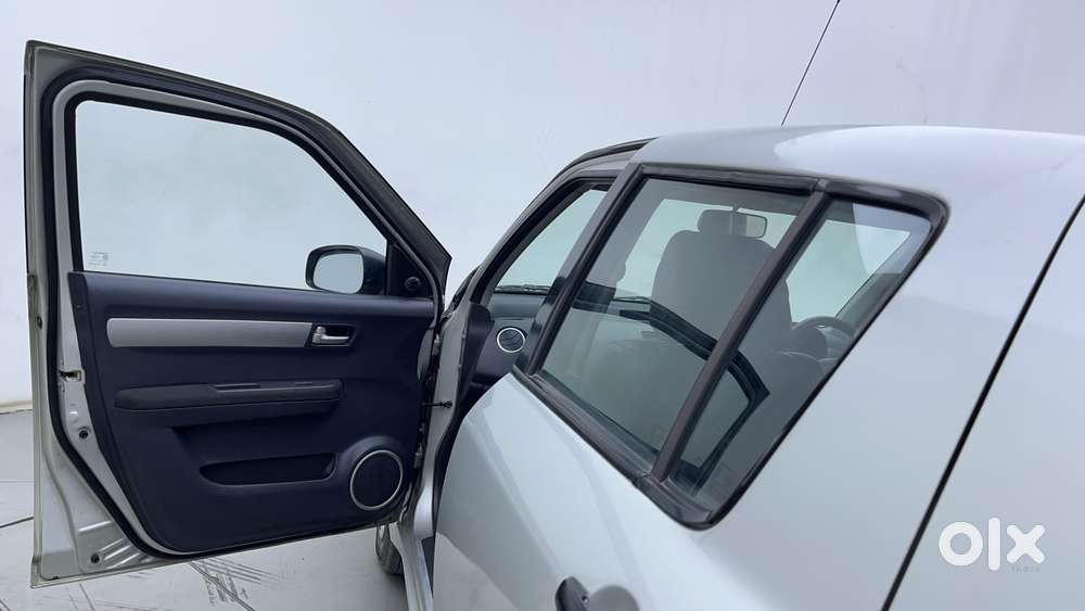 Maruti Suzuki Swift 2004-2010 Vxi Bsiv, 2011, Petrol