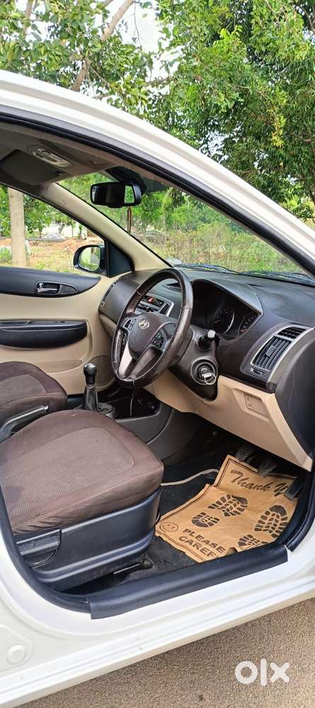 Hyundai I20 1.4 Sportz, 2014, Petrol