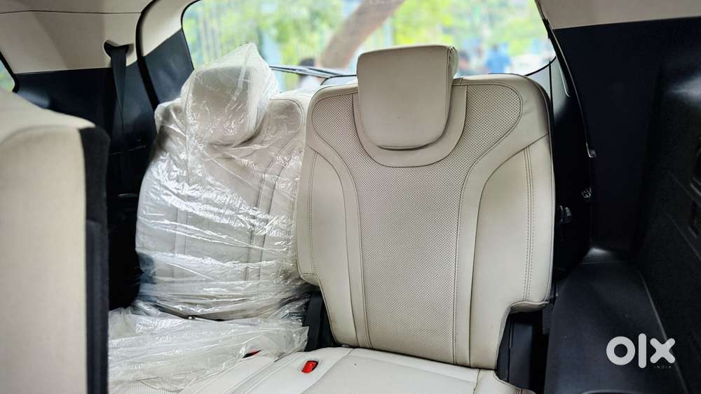Mahindra Xuv700 2.2 Ax 7 Diesel At Luxury Pack Str, 2024, Diesel