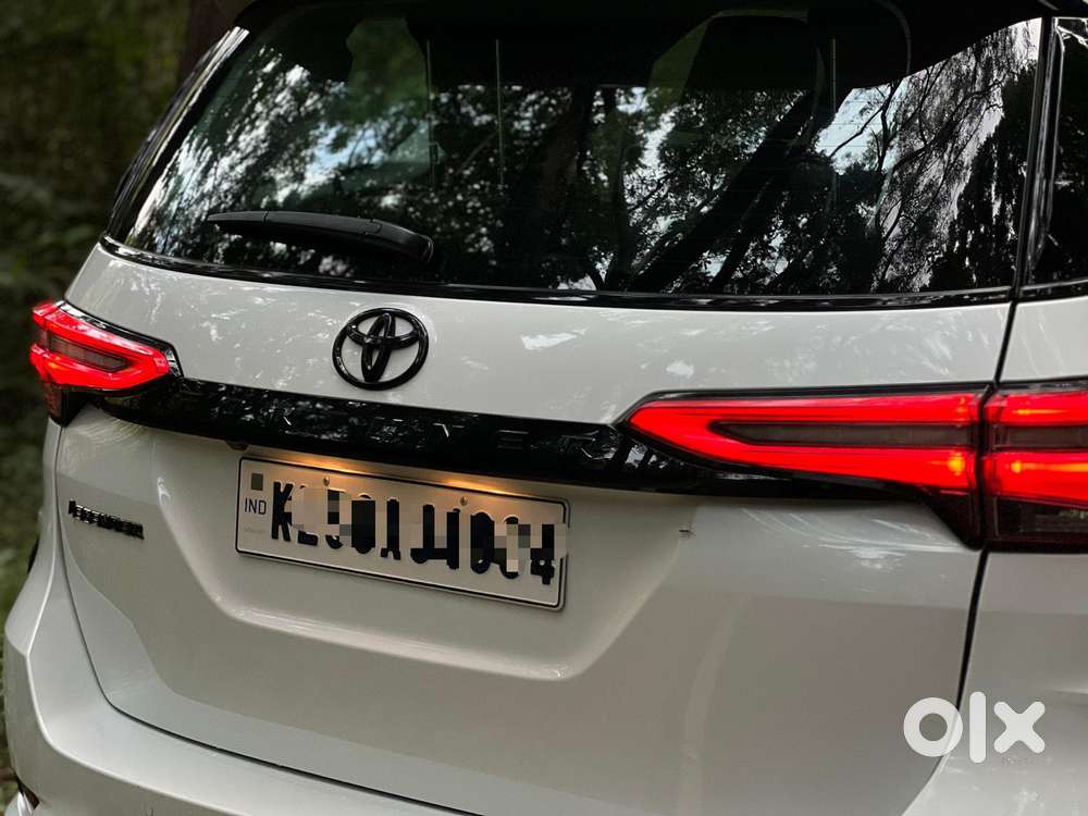 Toyota Fortuner Legender 4x2 At 2.8, 2023, Diesel