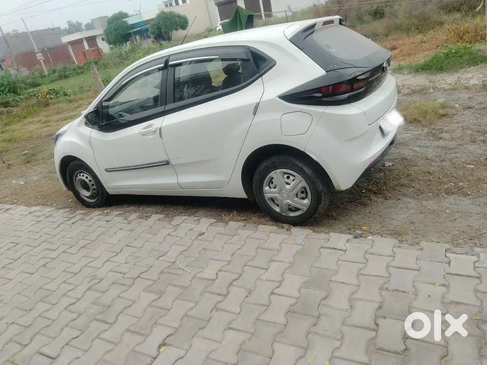 Tata Altroz 1.2 Petrol Manual 2021