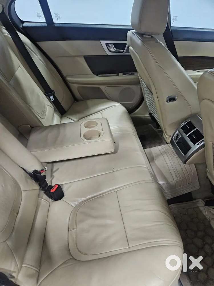 Jaguar Xf  2014