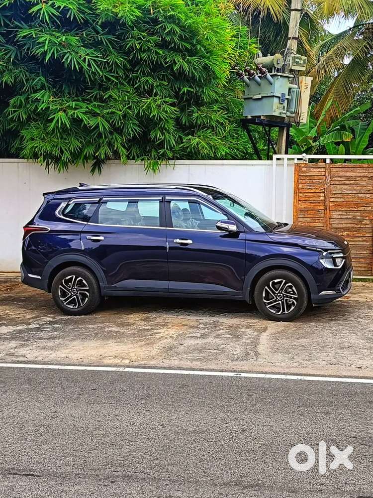 Kia Carens 2022 Petrol Good Condition