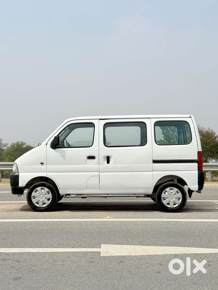Maruti Suzuki Eeco 2015 Petrol Well Maintained
