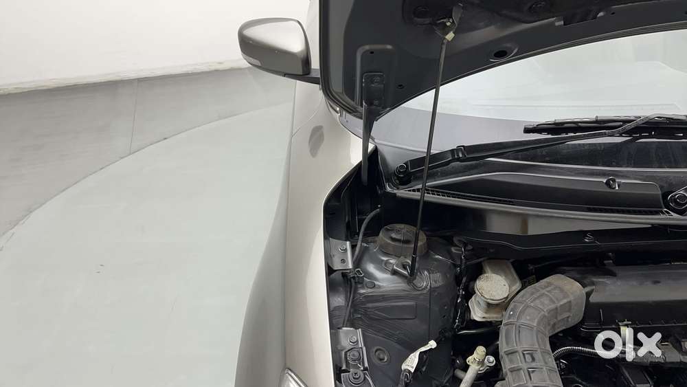 Maruti Suzuki Dzire 1.2 Vxi, 2024, Petrol