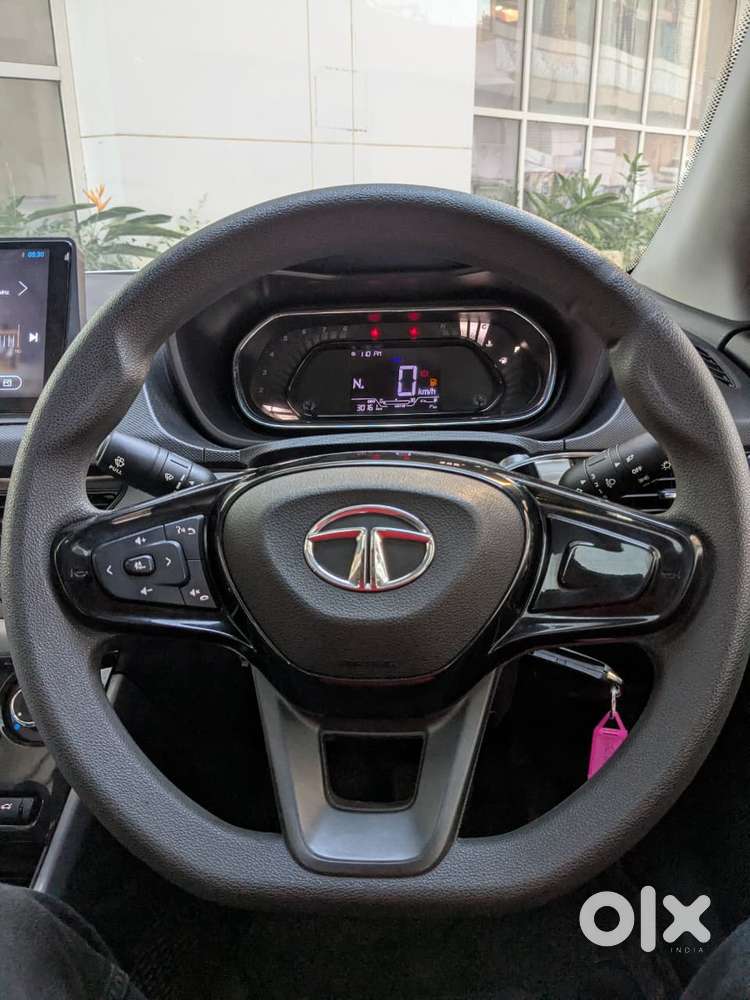 Tata Nexon 1.2 Revotron Xma Amt (s), 2022, Petrol