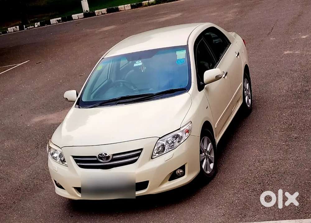 Toyota Corolla Altis 1.8 Petrol &ndash; 2010  1st Owner  Chandigarh