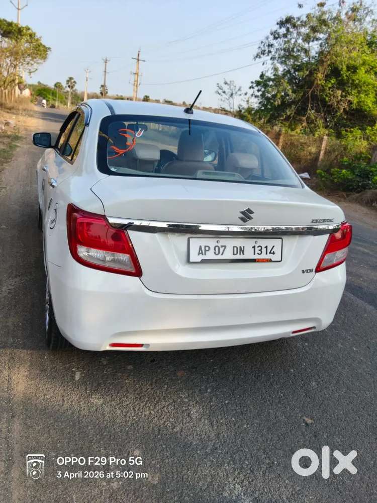 Maruti Suzuki Dzire 2017 Diesel 87999 Km Driven