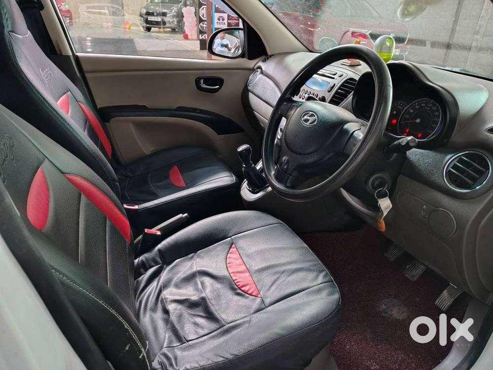 Hyundai I10 Sportz, 2012, Petrol