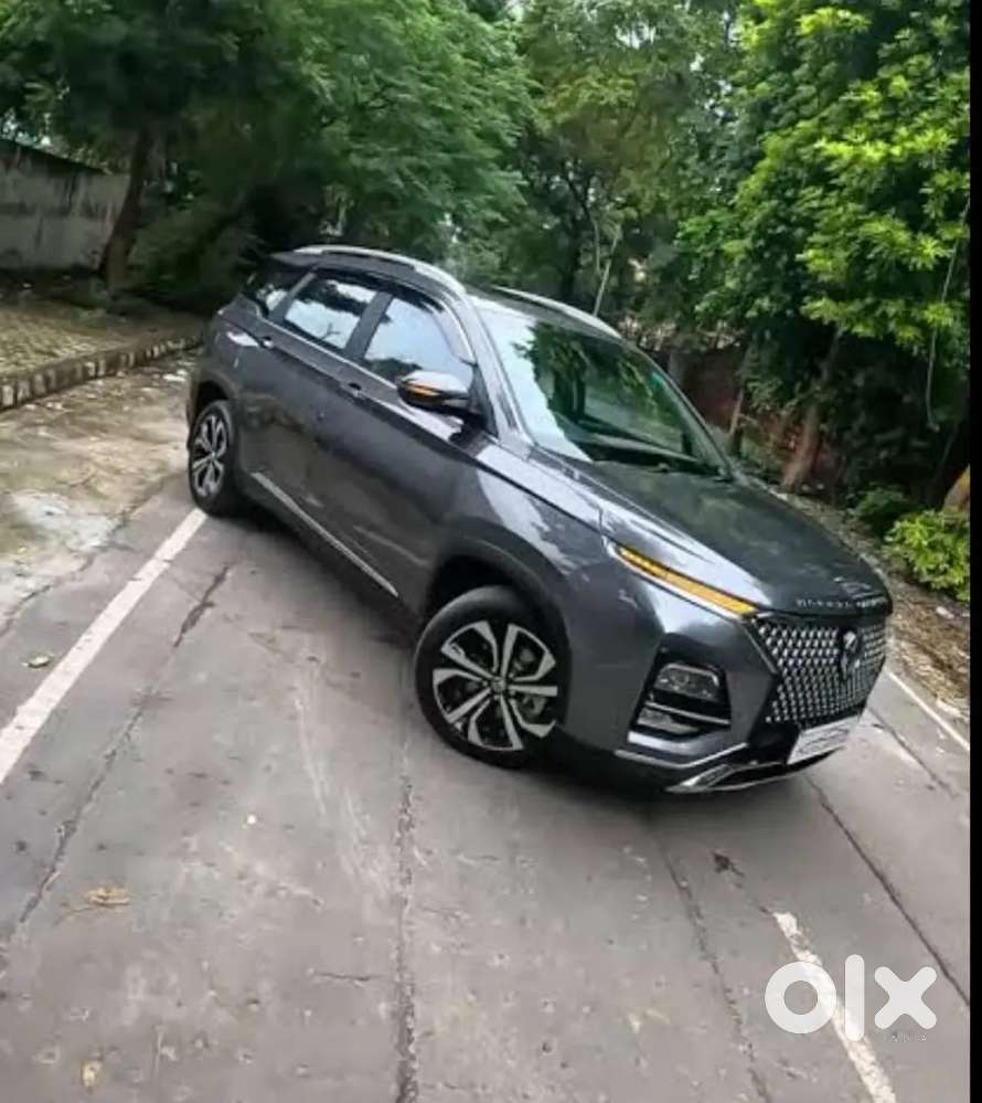 Mg Hector Plus December 2025 Petrol 3200 Km Driven
