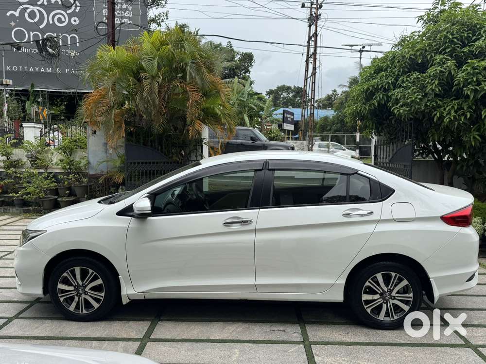 Honda City V Mt Exclusive, 2018, Petrol