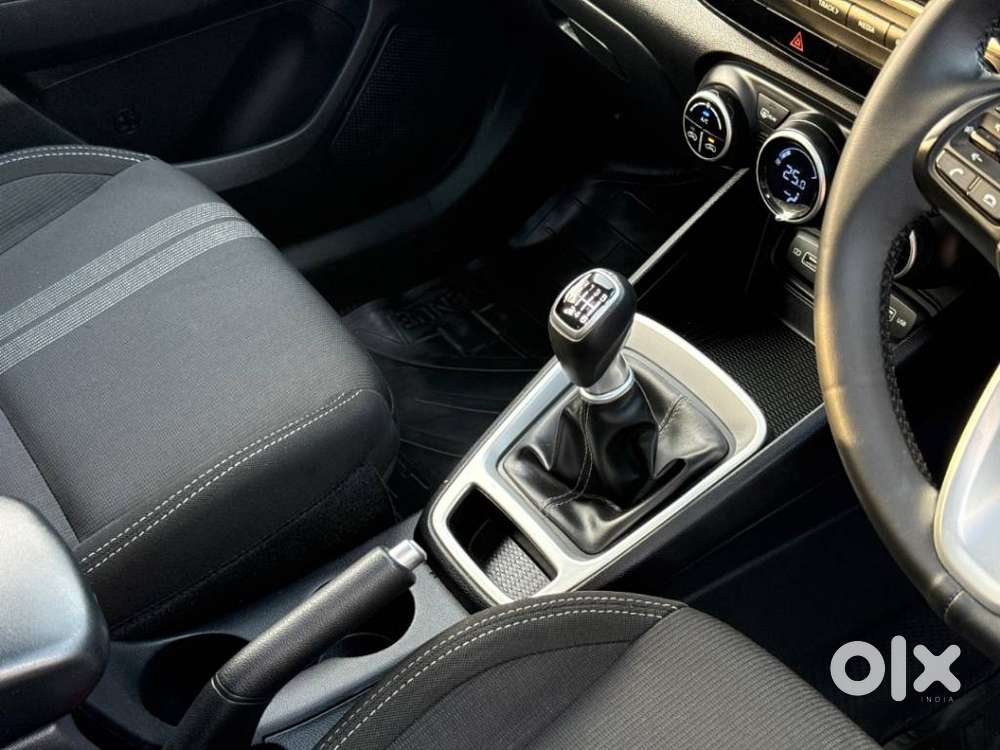 Hyundai Venue 1.0 Sx Turbo Imt, 2021, Petrol