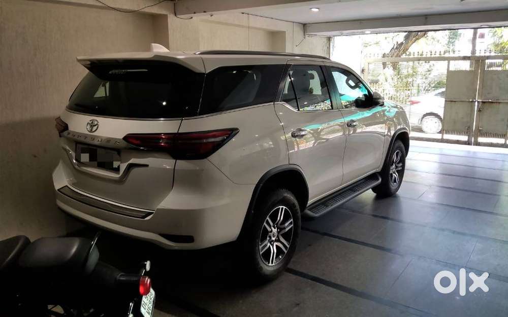 Toyota Fortuner [2021-ongoing] 2.7 2wd Petrol At, 2024, Petrol