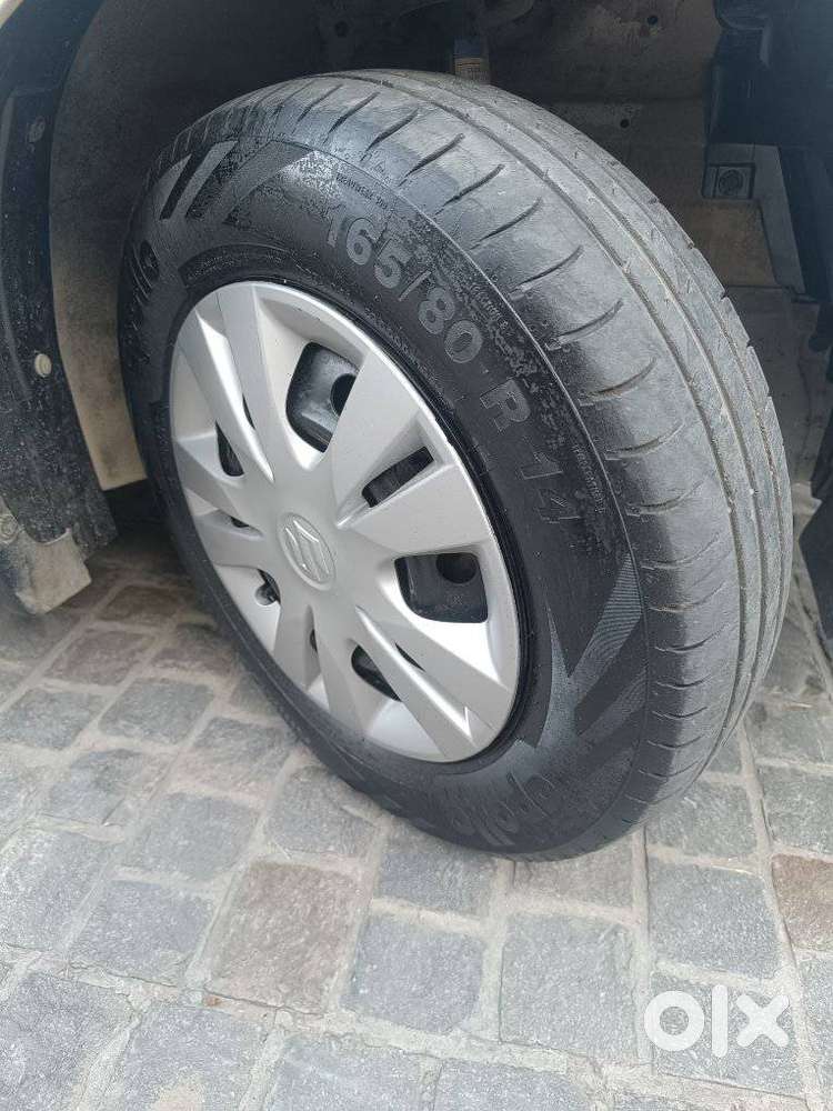 Maruti Suzuki Swift Dzire 1.3 Vxi, 2014, Cng & Hybrids