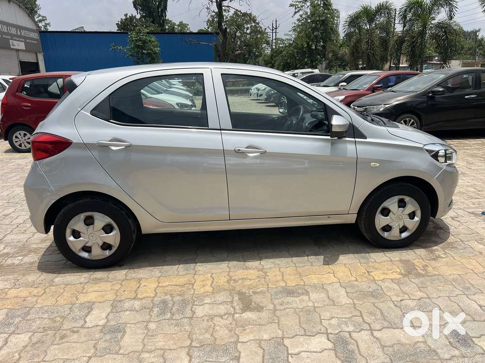Tata Tiago 1.2 Revotron Xt Rhythm, 2018, Petrol