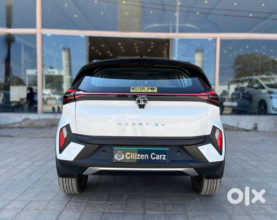 Tata Nexon Ev Empowered Plus Lr, 2024