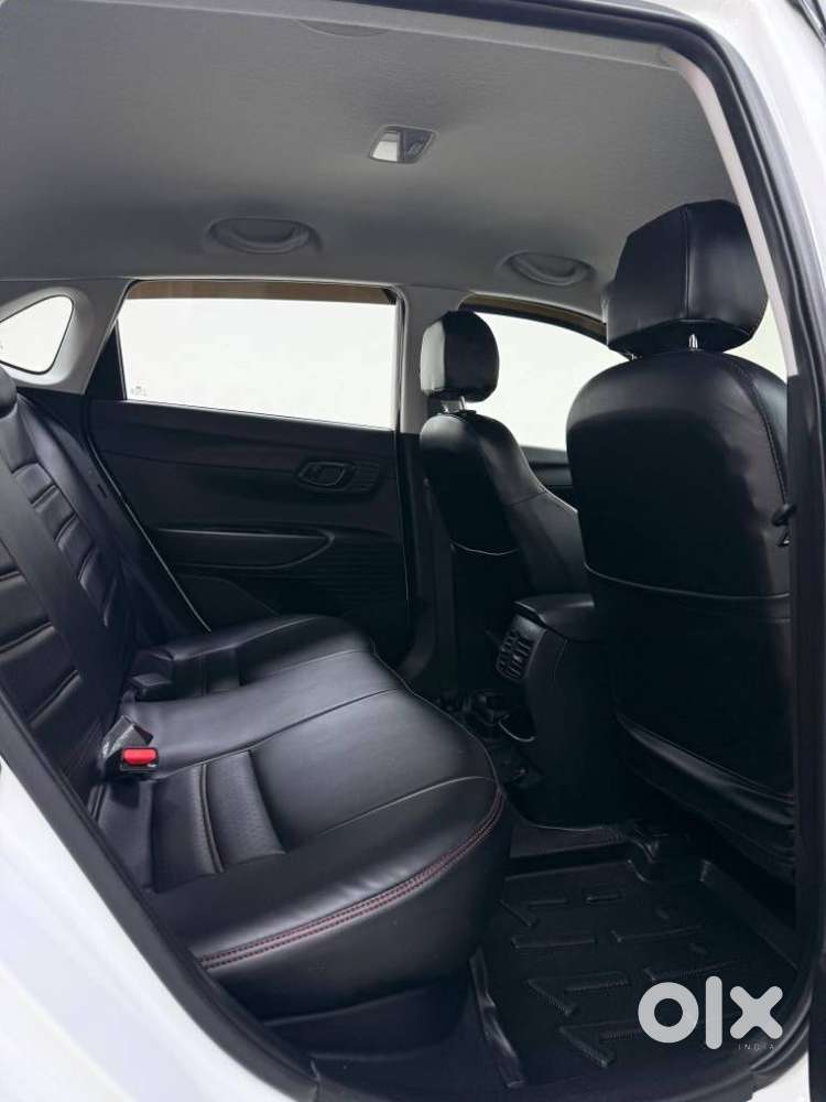 Hyundai I20 Sportz 1.2 Ivt, 2023, Petrol