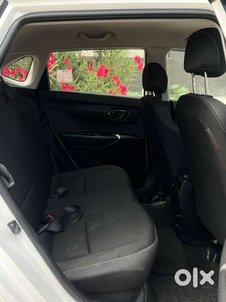 Hyundai I20 Sportz 1.2 Mt Dual Tone, 2021, Diesel