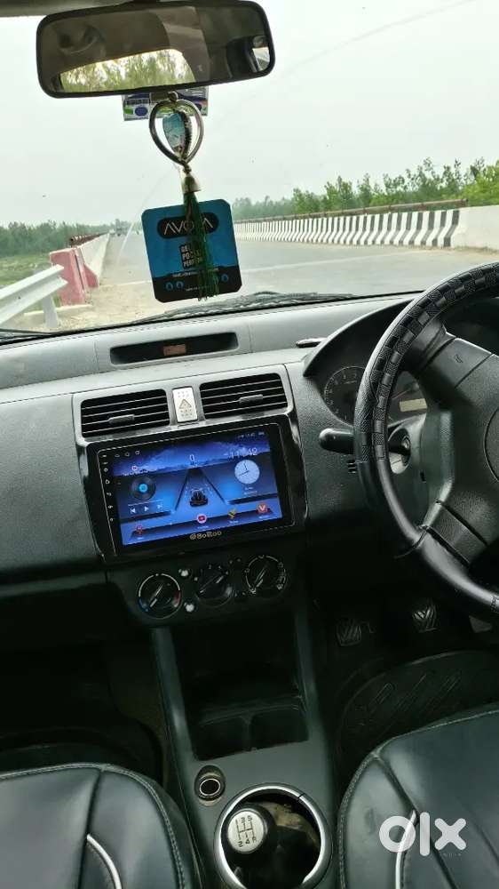 Maruti Suzuki Swift Vxi 2011 Second Owner